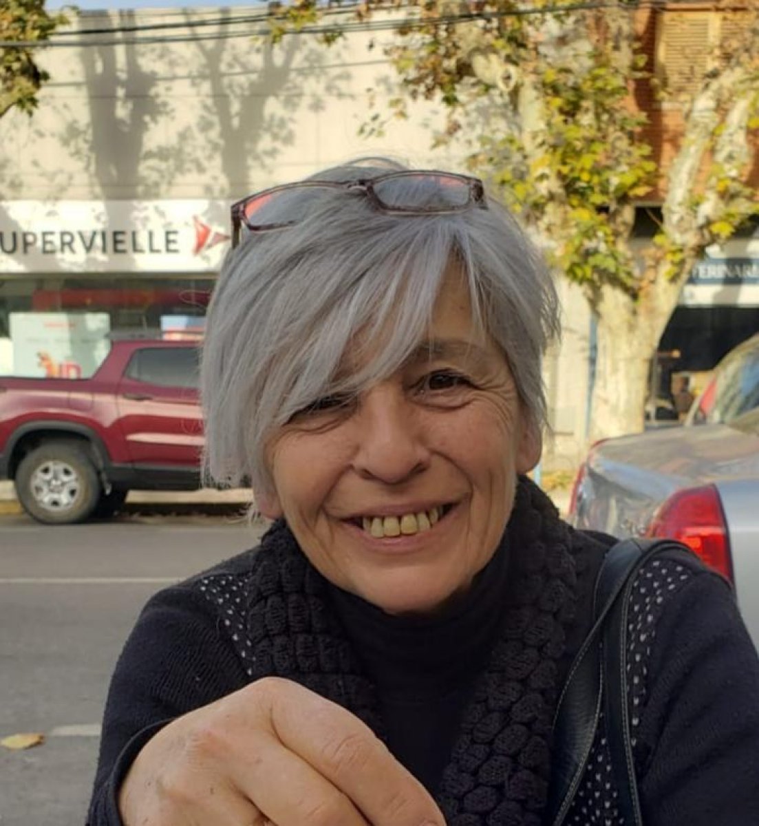 Gladys casale