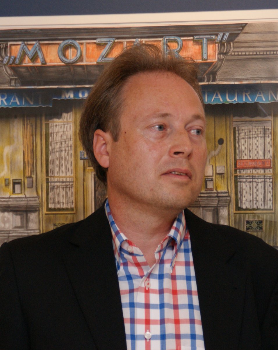 paul holzapfel