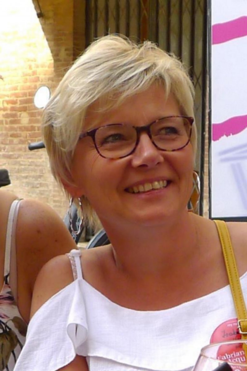 Isabelle Halin