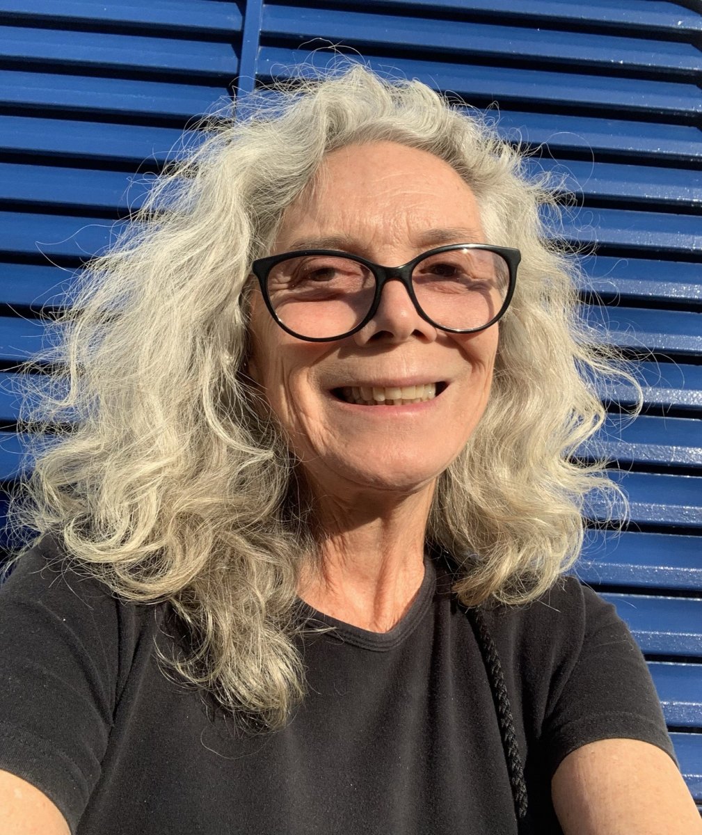Claudia de Britto Pereira Simões