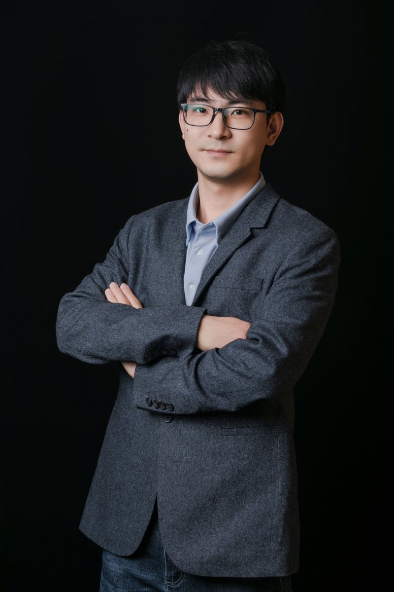 Yichen Zhang