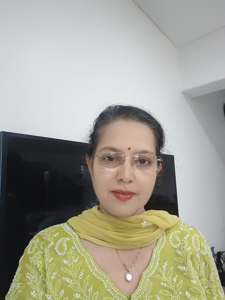Dr Tejashree Ranade