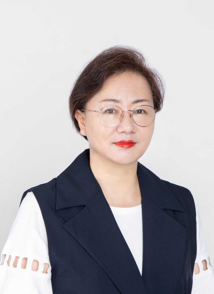 Ahn Yun Jung
