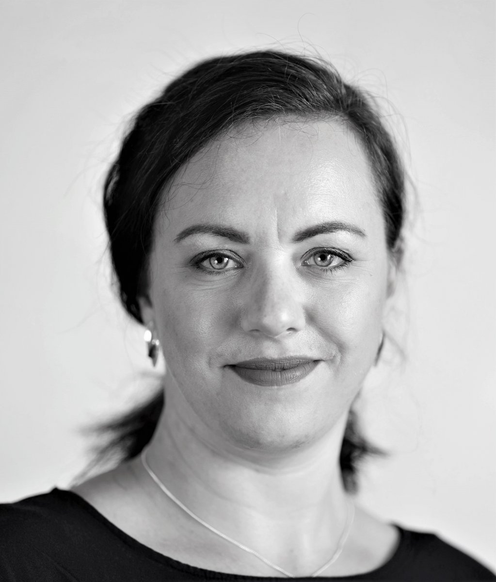 Júlia Kniezová