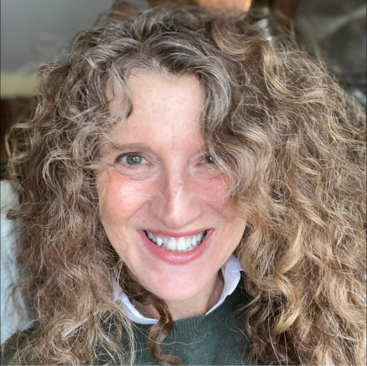 Maria L Delton